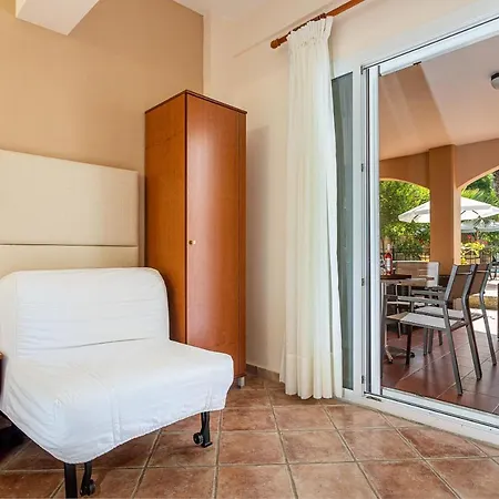 Aparthotel Aloni