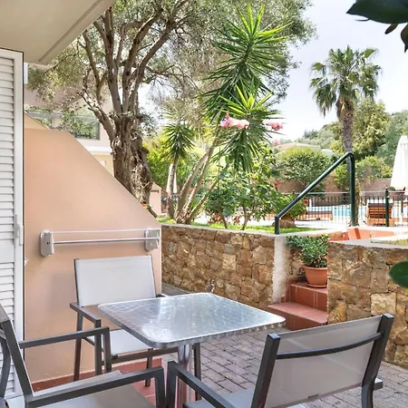 Apart Otel Aloni