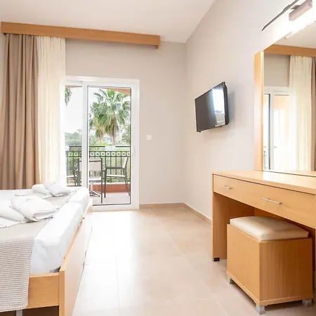 Aloni Aparthotel