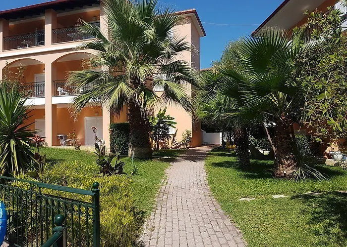 Aloni Lejlighedshotel