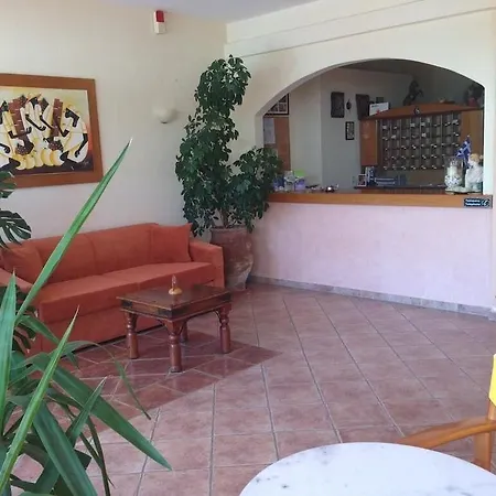 Aloni Aparthotel