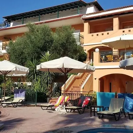 Aloni Lägenhetshotell Pefkochori