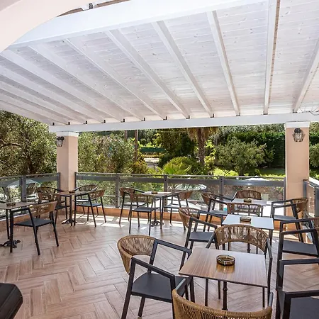 Aloni Aparthotel