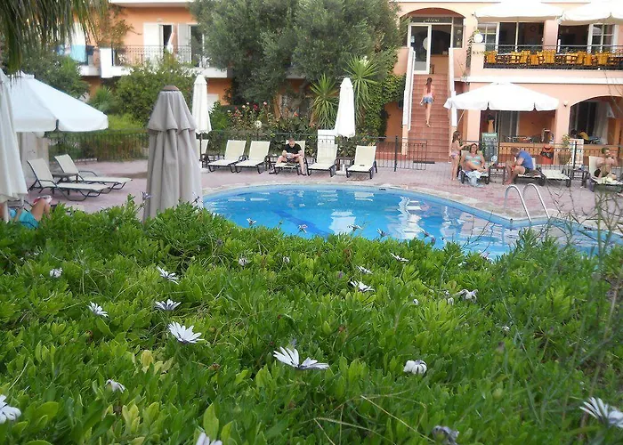 Aloni Aparthotel Pefkochori