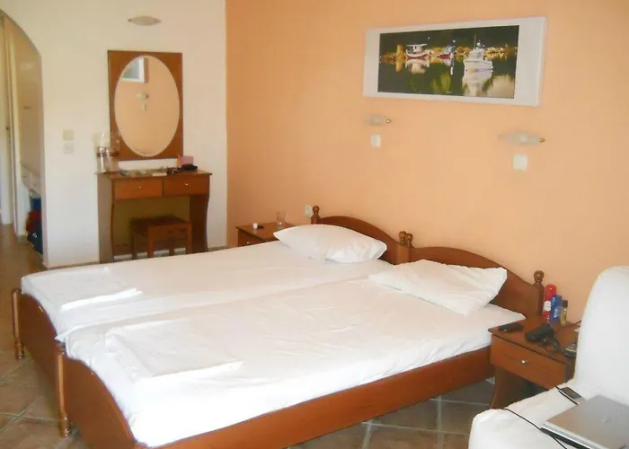 Hotel de apartamente Aloni 4*
